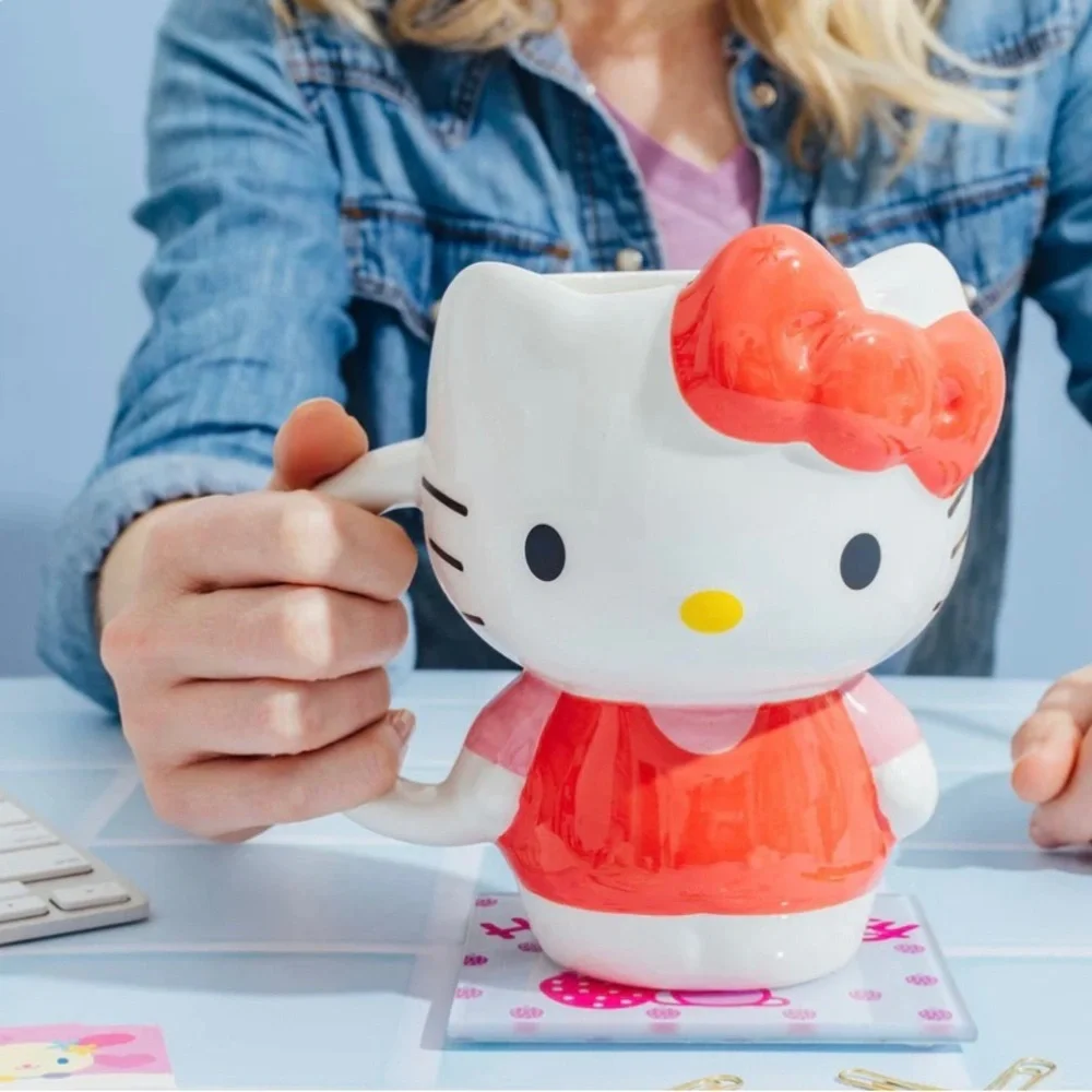 Hello Kitty Ceramic Mug New with Box
